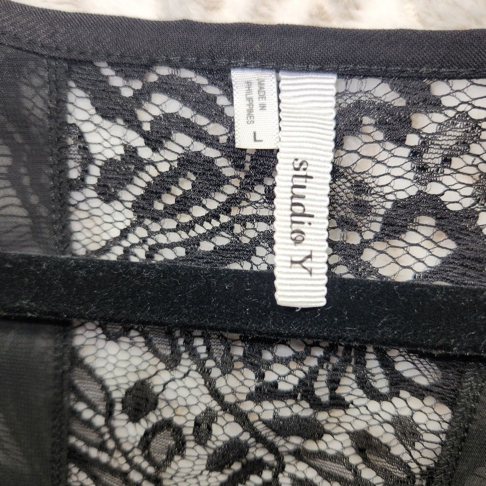 Sheer Black Tank Top with ivory flowers and lace inset on back LARGE - Picture 2 of 7